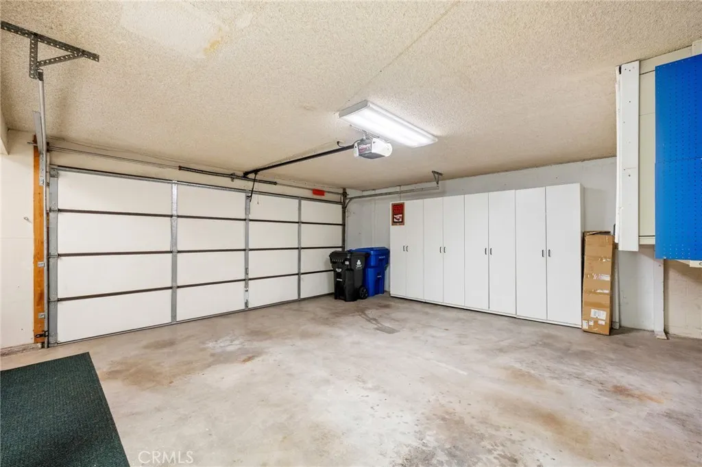 Additional image 63 of 9555 Via Venezia, Burbank, CA 91504