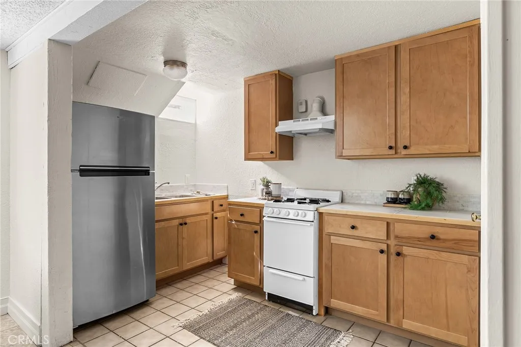 Additional image 122 of 587 E 3rd St, Chico, CA 95928