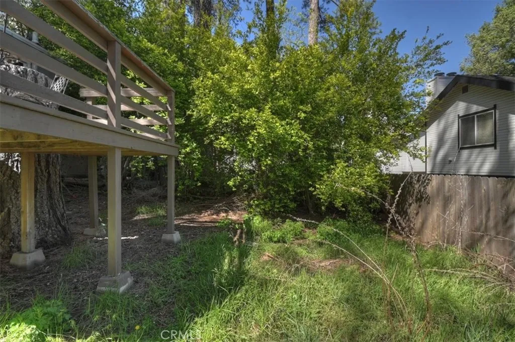 22838 Waters Dr, Crestline, CA 92325