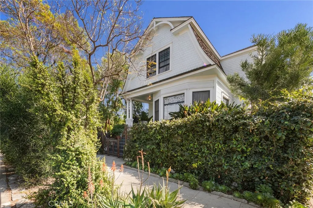 Additional image 2 of 628 W 10th Street, Long Beach, CA 90813