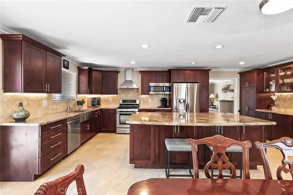 Additional image 37 of 390 N Milford St, Orange, CA 92867