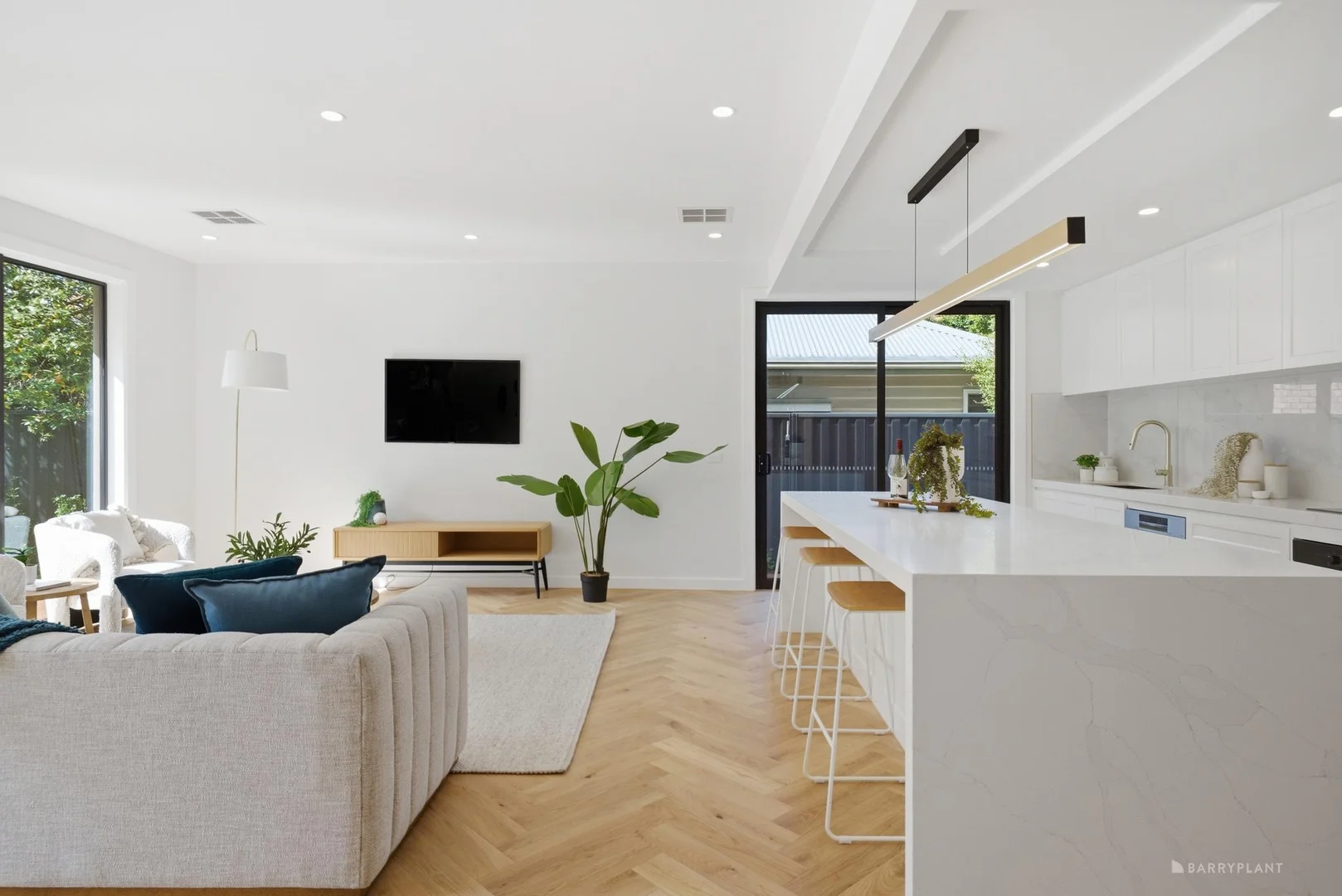 Additional image 2 of 1A Aroona Avenue, Mitcham VIC 3132