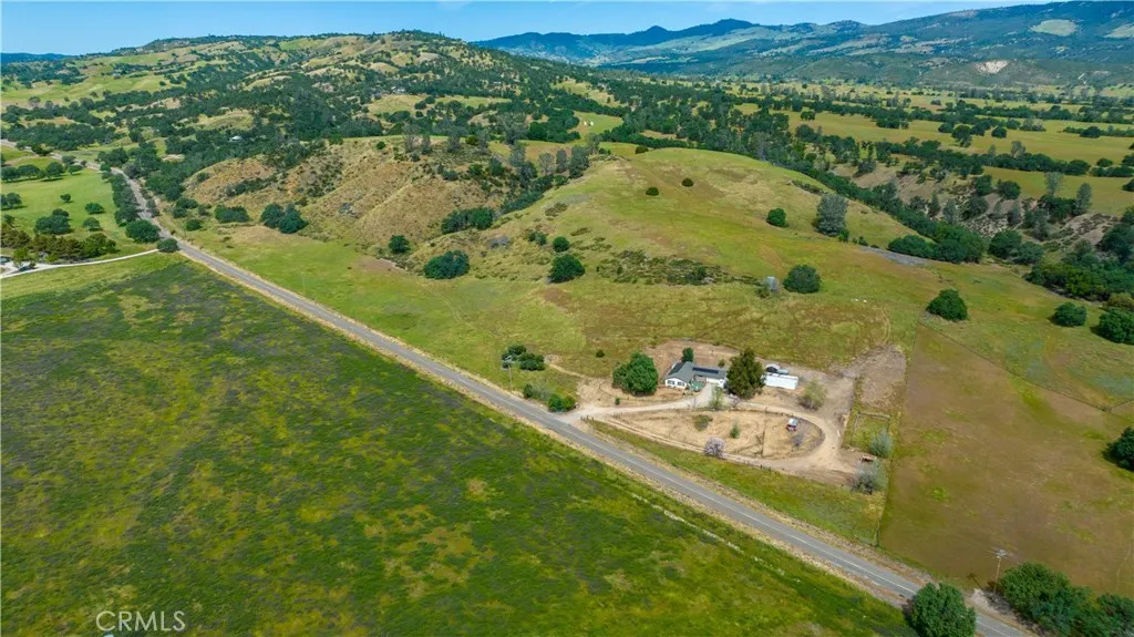 Additional image 10 of 70331 Vineyard Canyon Rd., San Miguel, CA 93451