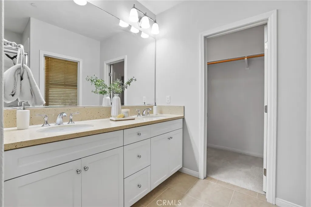 Additional image 61 of 67 Kempton, Irvine, CA 92620