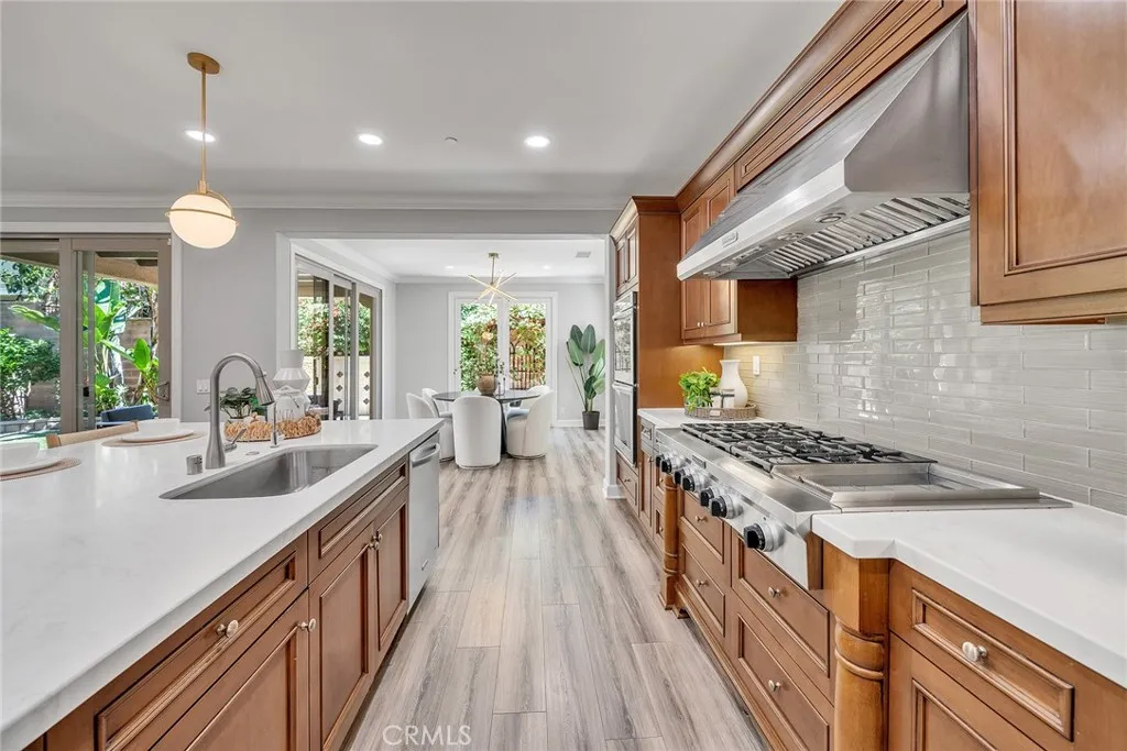 Additional image 50 of 80 Rossmore, Irvine, CA 92620