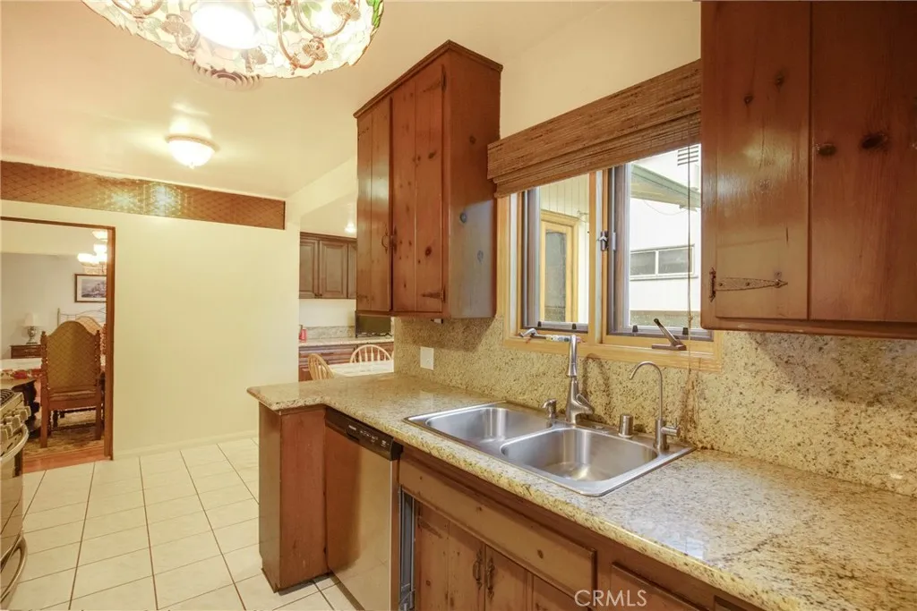 Additional image 18 of 12445 Killion Street, Valley Village, CA 91607