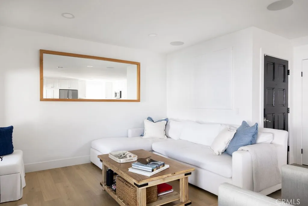 Additional image 8 of 1631 Irvine Ave Unit F, Costa Mesa, CA 92627