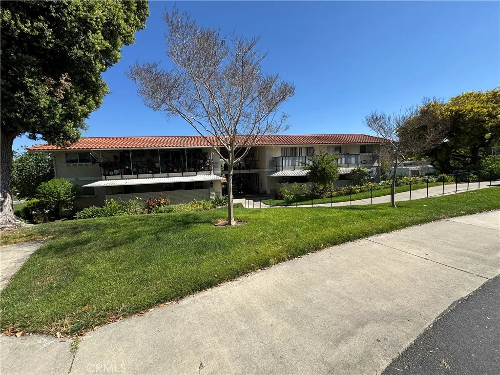 Additional image 2 of 2182 Via Puerta Unit A, Laguna Woods, CA 92637