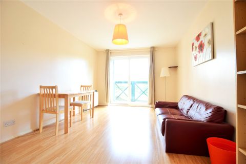 Admirals Court, Reading, Berkshire RG1