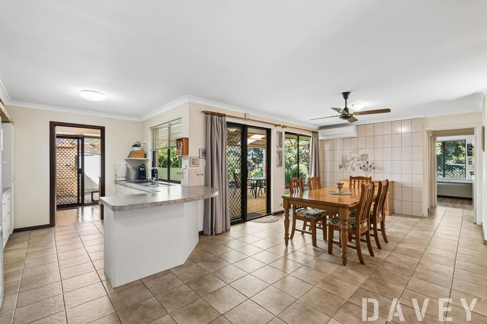 Additional image 2 of 182 Twickenham Drive, Kingsley WA 6026