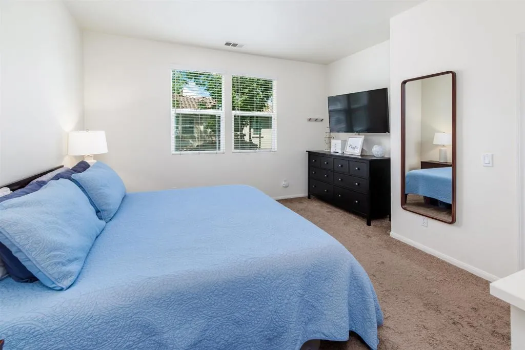 Additional image 50 of 451 Avenida De La Luna, Vista, CA 92083
