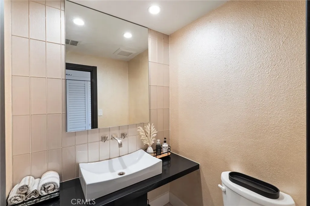 Additional image 16 of 1227 N Brand Blvd, Glendale, CA 91202