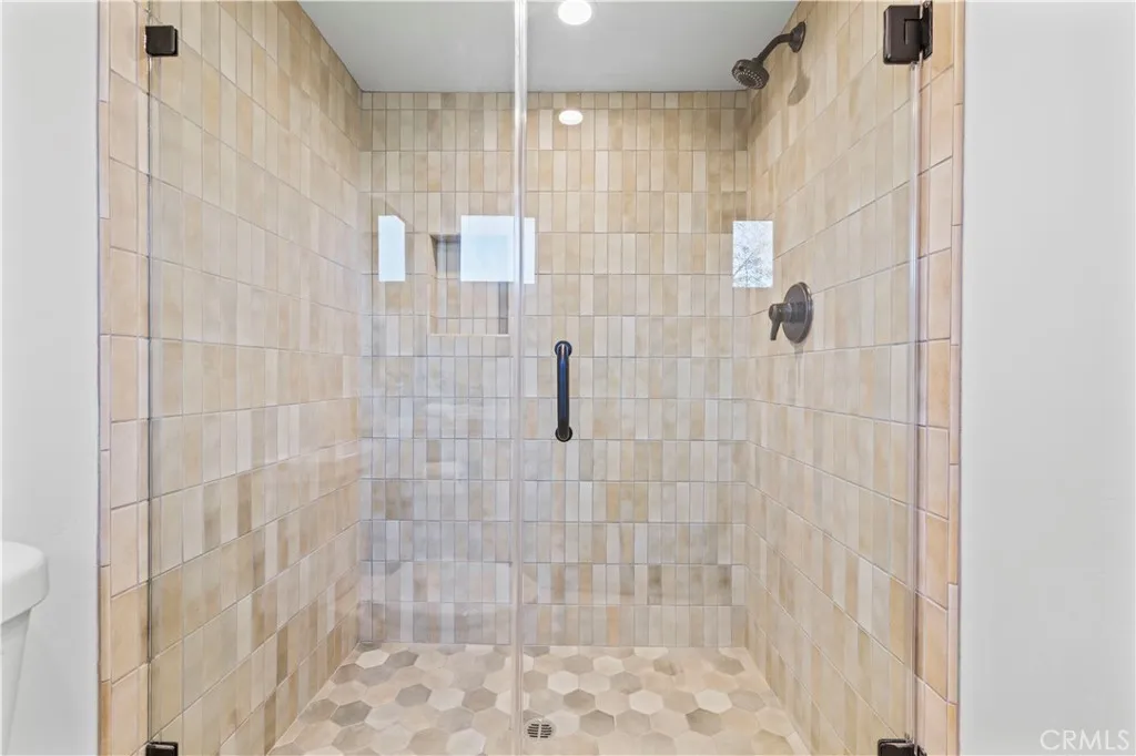 Additional image 145 of 525 Nolden St, Los Angeles, CA 90042