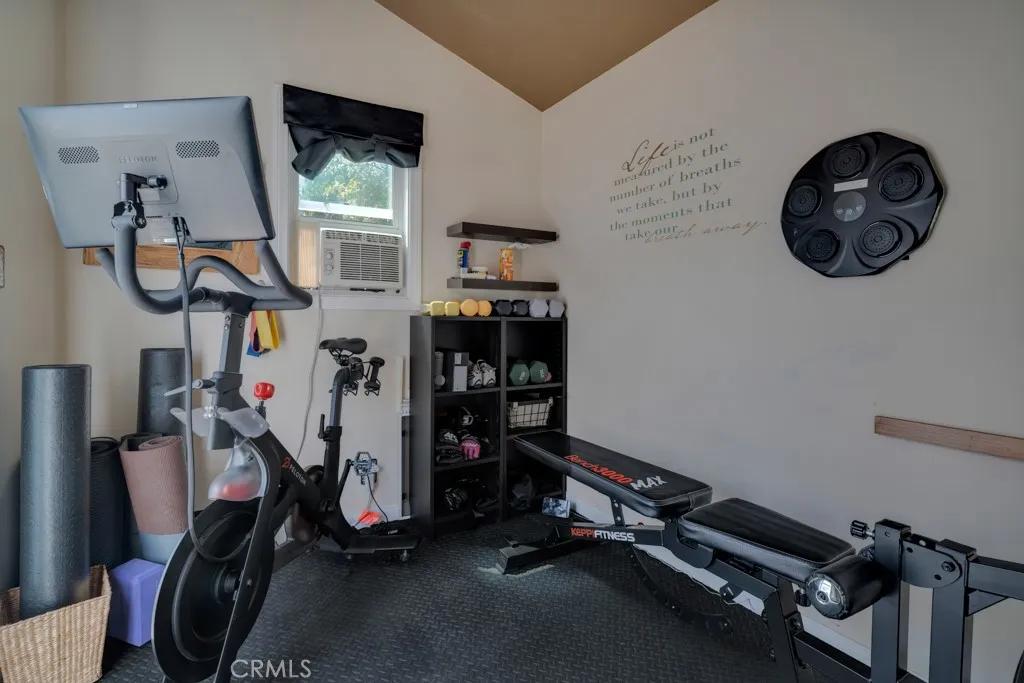 Additional image 34 of 6305 Crebs Ave, Tarzana, CA 91335