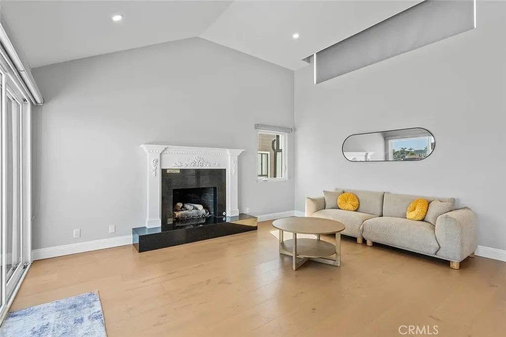 Additional image 70 of 16742 Intrepid Ln, Huntington Beach, CA 92649