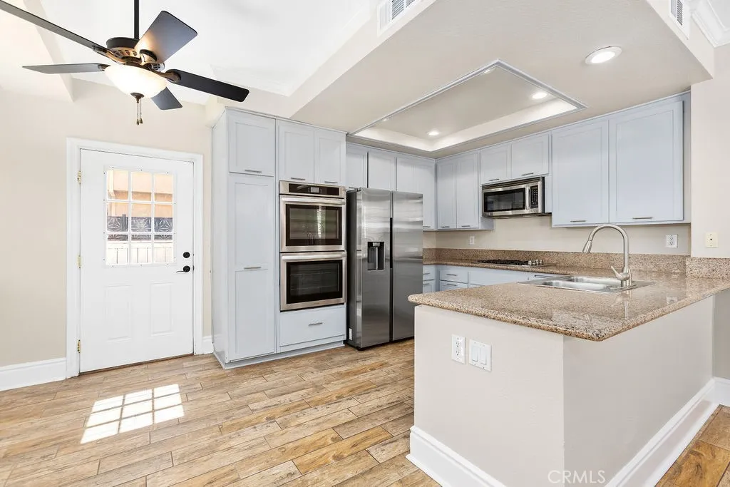 Additional image 12 of 6 Aprilla, Irvine, CA 92614