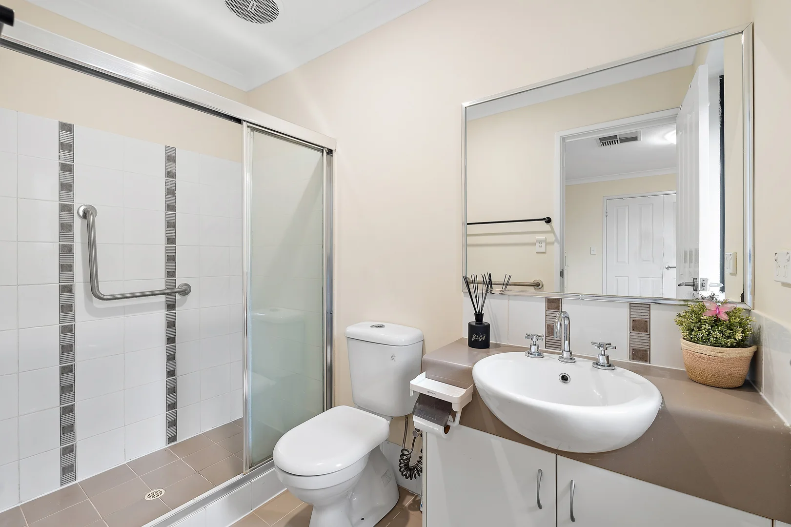 Additional image 17 of 7 Gregg Place, Canning Vale WA 6155