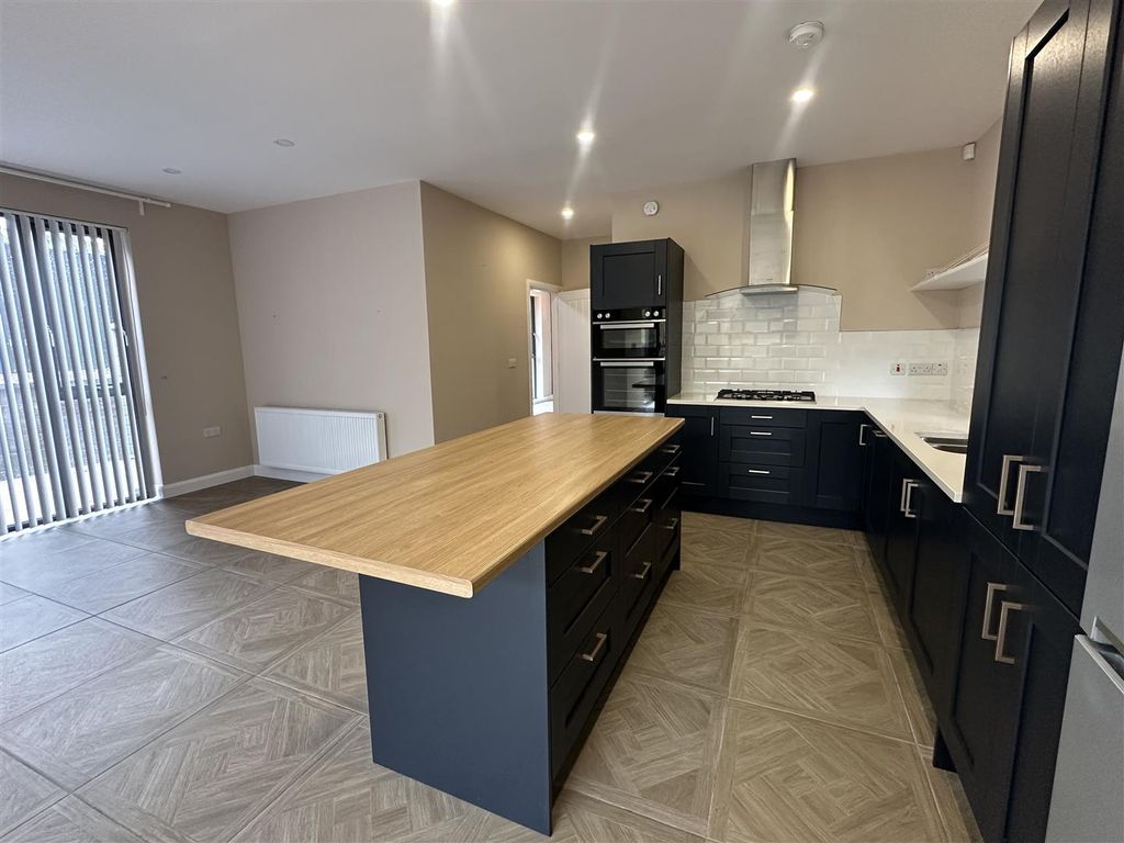 Additional image 8 of 4 bed detached house to rentRockland View, Ballyclare BT39