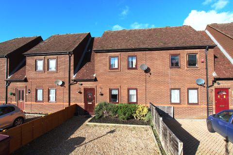 St Giles Close, Reading RG1