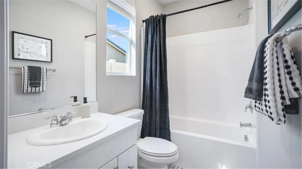 Additional image 36 of 17613 Bassets Street, Hesperia, CA 92345