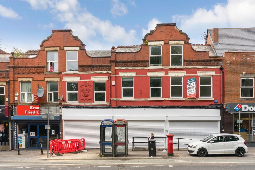 Additional image 16 of 6 bed flat to rentWilmslow Road, Fallowfield, Manchester M14