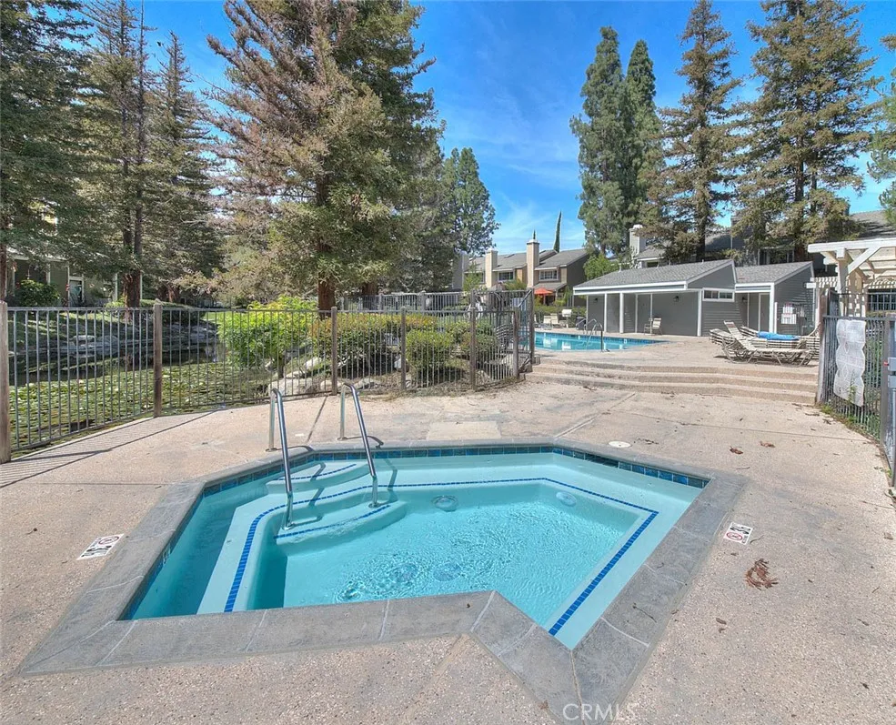 Additional image 107 of 700 E Lake Drive E Unit 7, Orange, CA 92866