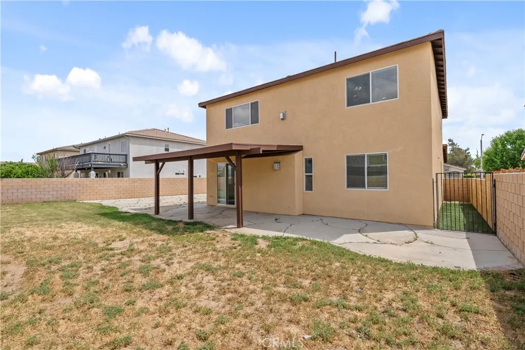 5741 Spice St, Lancaster, CA 93536