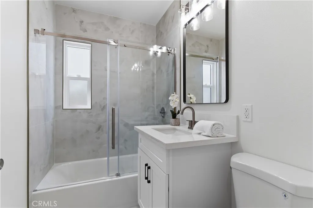 Additional image 86 of 3972 Hubert Avenue, Los Angeles, CA 90008