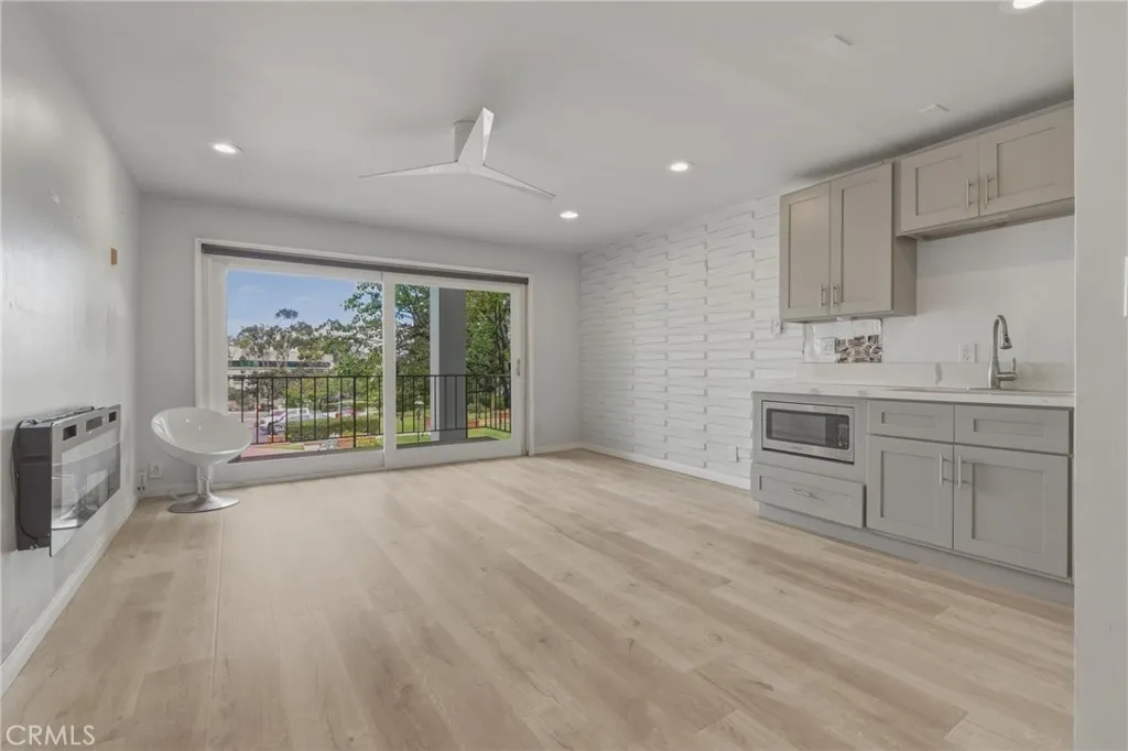 Additional image 30 of 101 Scholz Plz Unit 225, Newport Beach, CA 92663
