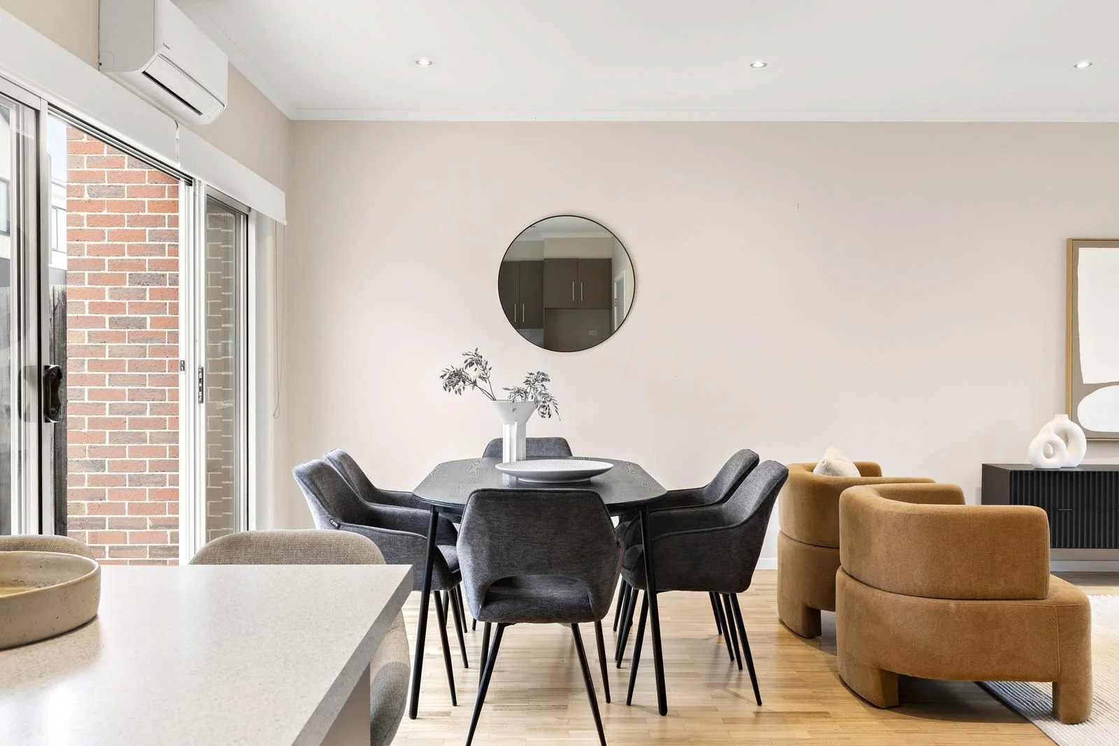 Additional image 8 of 2/48 Watt Avenue, Oak Park VIC 3046