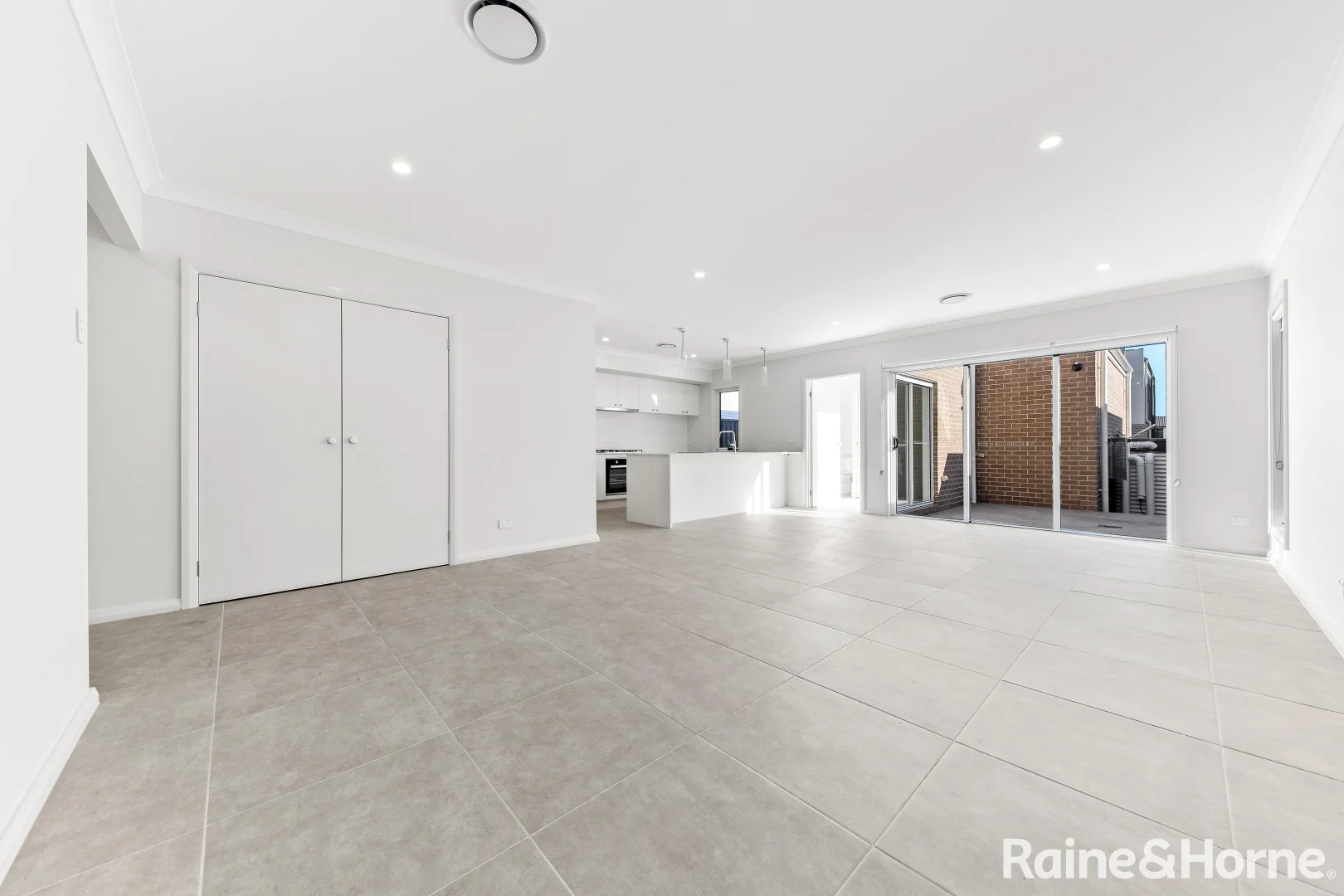 Leppington NSW 2179 photo 5