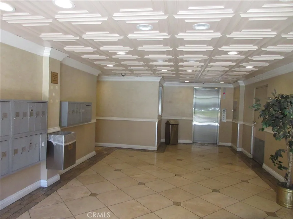 Additional image 32 of 14607 Erwin St Unit 210, Van Nuys, CA 91411