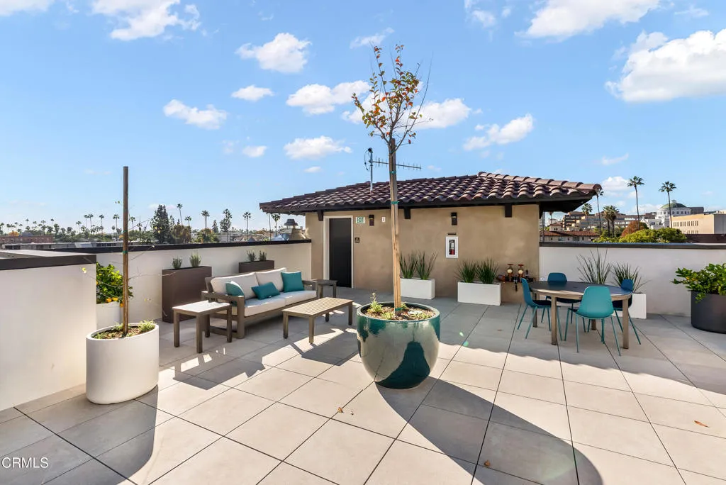 Additional image 37 of 139 S Oak Knoll Avenue Unit 302, Pasadena, CA 91101
