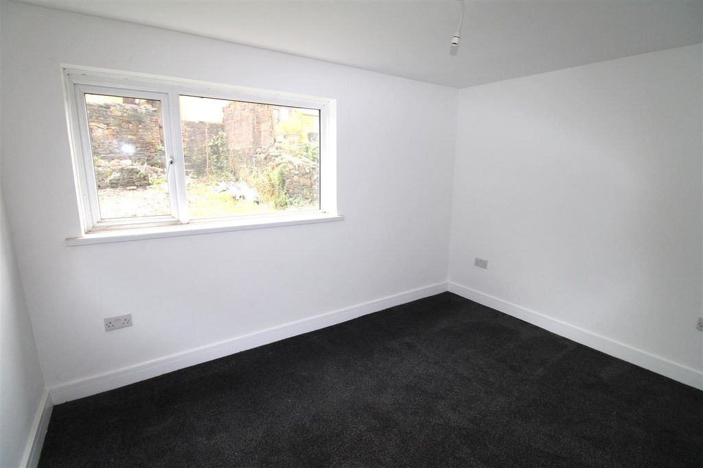 Additional image 11 of 3 bed semi-detached house to rentPenygraig Road Tonypandy, Tonypandy CF40