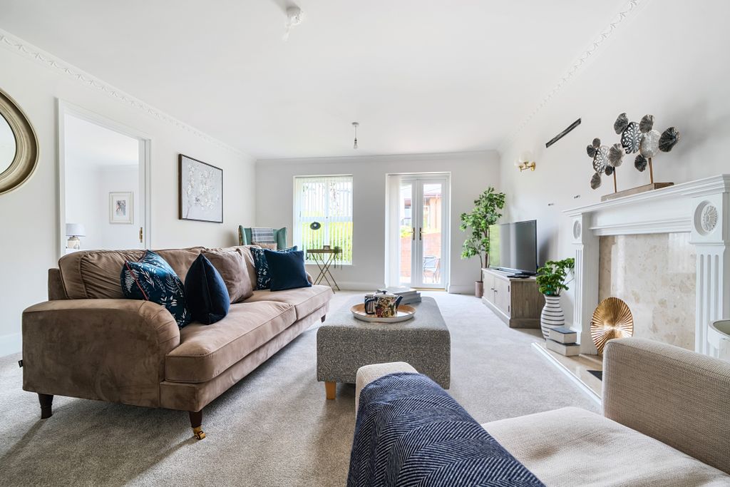 Additional image 7 of 1 bed flat to rentEvenlode, Thamesfield Village, Henley-On-Thames RG9