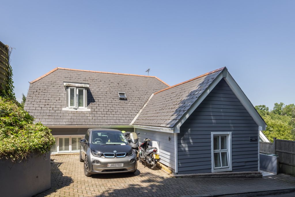 Additional image 2 of 5 bed detached house to rentLe Mont Sohier, St. Saviour, Jersey JE2