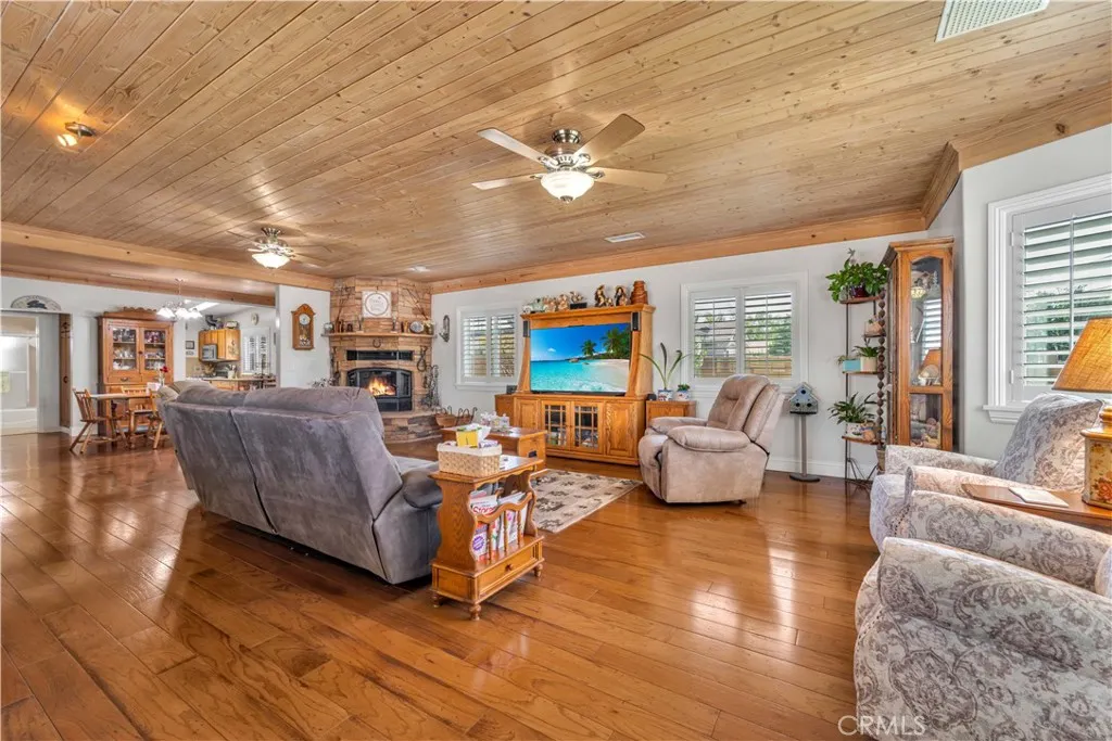 Additional image 7 of 43516 18th St W, Lancaster, CA 93534