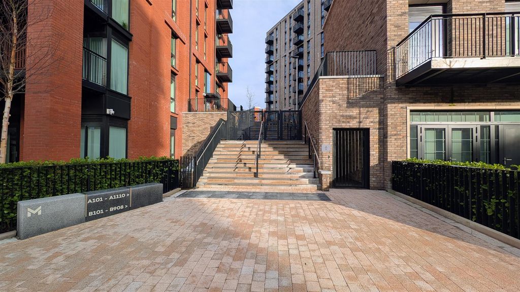 Additional image 11 of 2 bed flat to rentThe Railings, Middlewood Locks M5