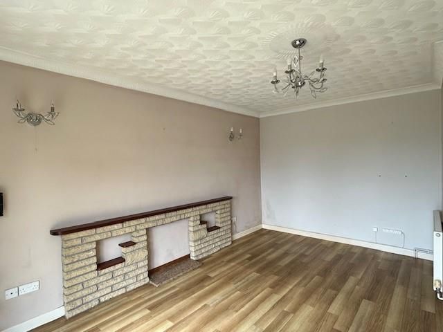 Additional image 5 of 3 bed detached bungalow to rentTyisha Road, Llanelli SA15