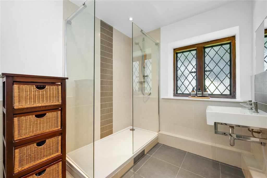 Additional image 19 of 8 bed detached house to rentYaffle Road, Weybridge KT13