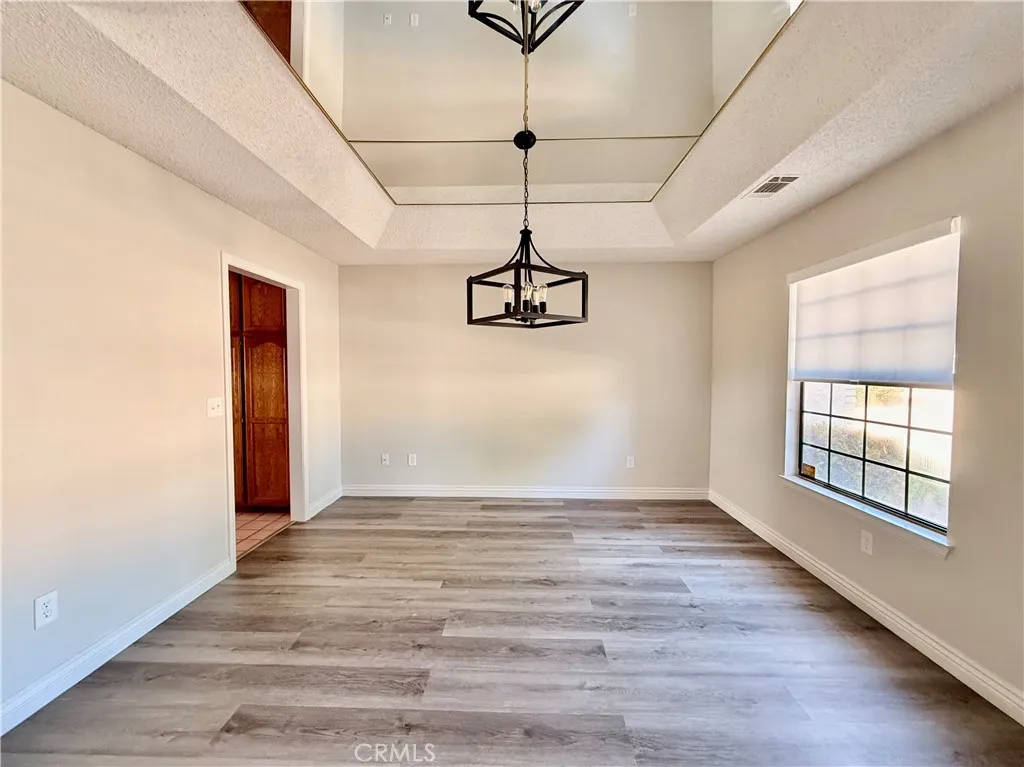 14890 Apple Valley Rd, Apple Valley, CA 92307 photo 3