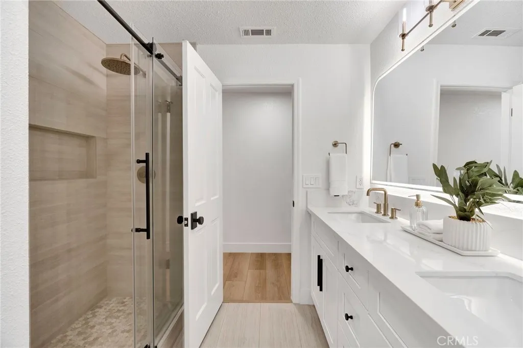 Additional image 85 of 3737 W Minarets Avenue, Fresno, CA 93711