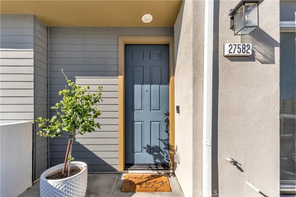Additional image 71 of 27582 Manzanita Way, Valencia, CA 91381