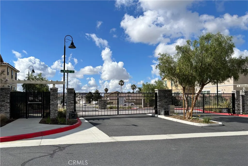 Additional image 24 of 15275 Ridge Lane Unit 1, Fontana, CA 92336