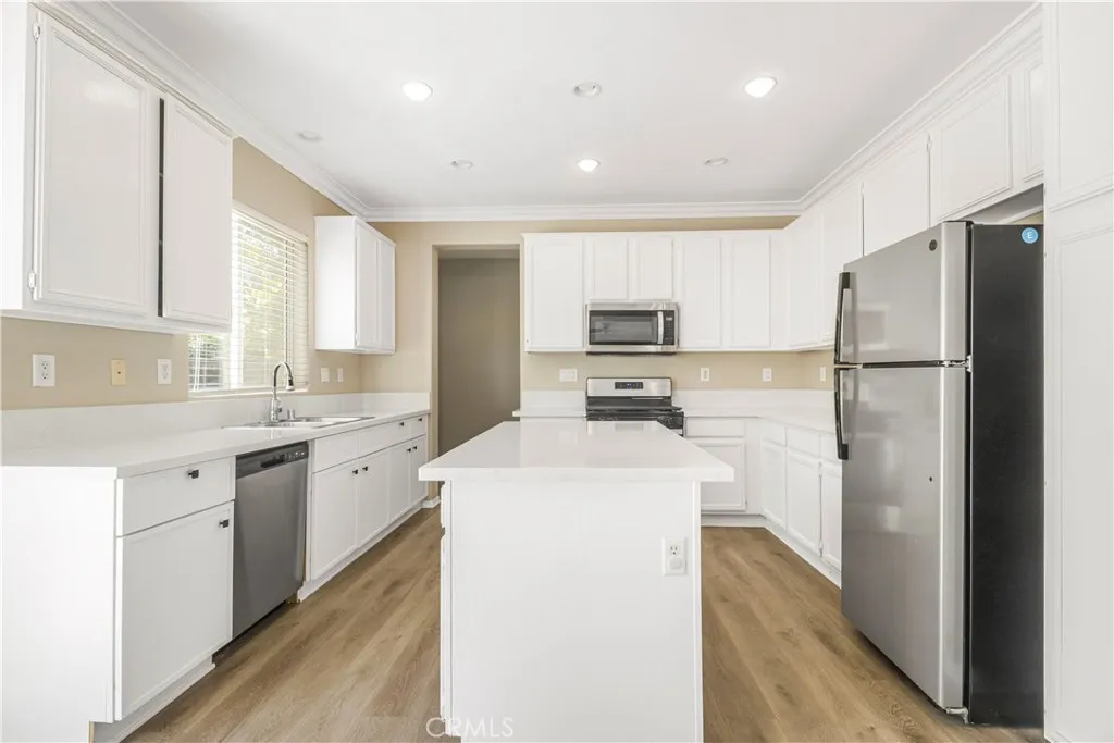 Additional image 5 of 33558 Iris Lane, Murrieta, CA 92563