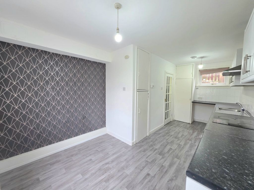 Additional image 4 of 3 bed end terrace house to rentBeech Road, Bathgate EH48