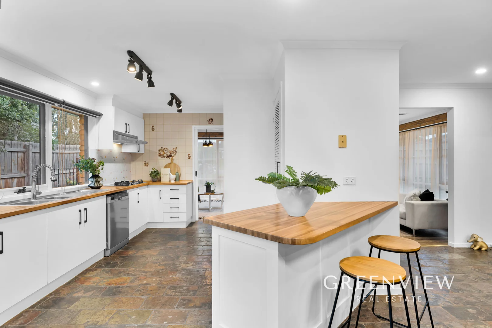 Additional image 6 of 10 Mulberry Court, Cranbourne North VIC 3977