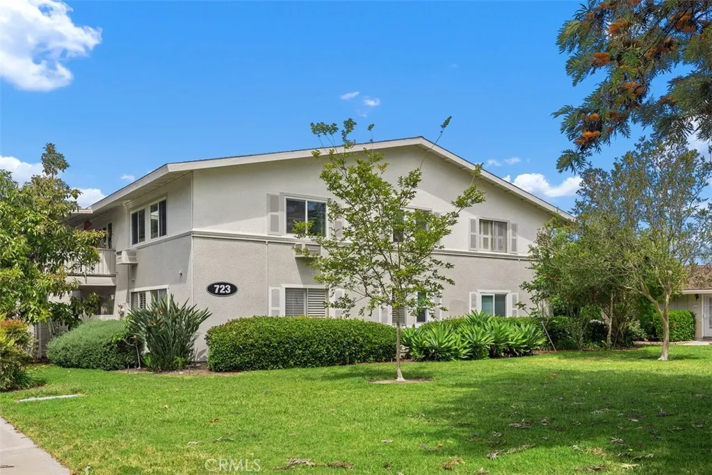 Additional image 2 of 723 Avenida Majorca, Laguna Woods, CA 92637