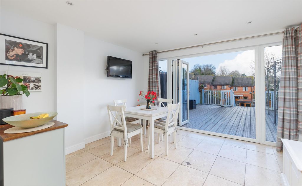 Additional image 8 of 4 bed semi-detached house for saleCowes, Isle Of Wight PO31
