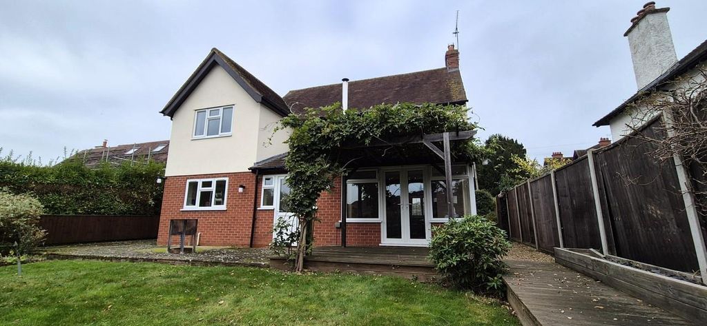 Additional image 2 of 4 bed detached house to rentLingen Avenue, Hereford HR1